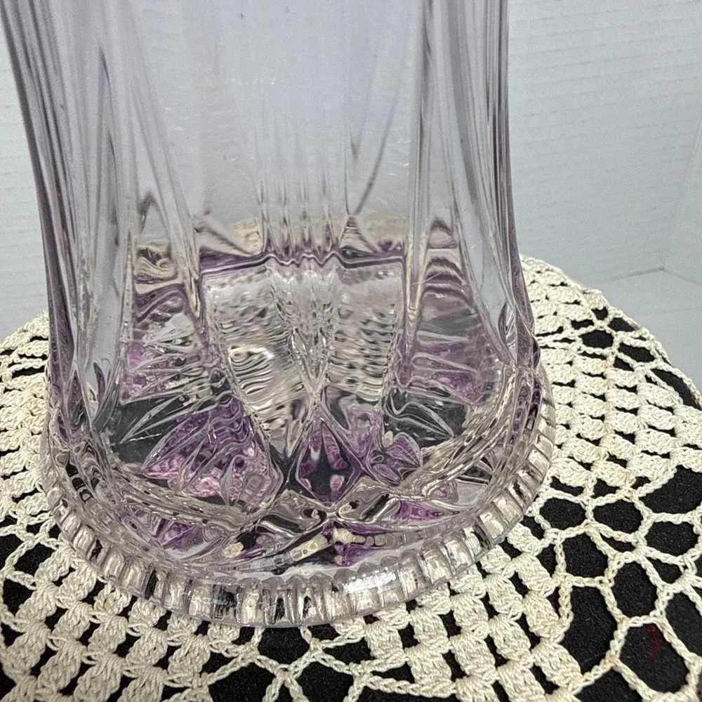 Vintage Lavender Tint Art Swung Vase 10 3/4